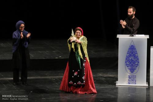 بزرگداشت زنده یاد پروین بهمنی در شیراز برگزار می‎ شود
