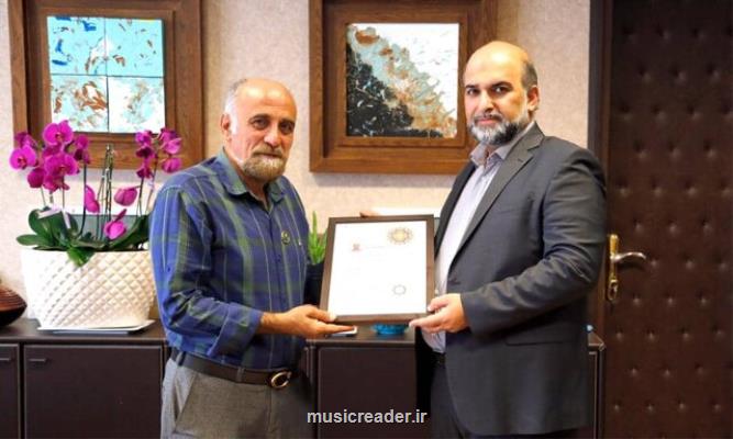 اعطای گواهی درجه یک هنری در رشته تعزیه به علی صدیقیان