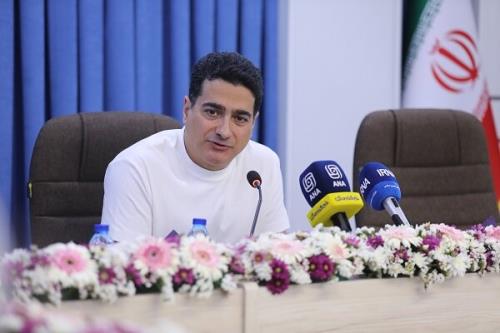 همایون شجریان از لغو کنسرت خیابانی اش اطلاع داد