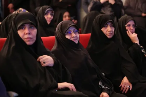 پشتیبانی از جایگاه زنان از تأکیدات رهبر شهید بود