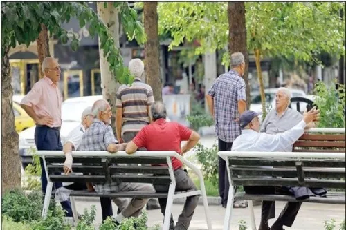 سونامی سالمندی در راه ایران 30 درصد ایرانیان سالمند می شوند