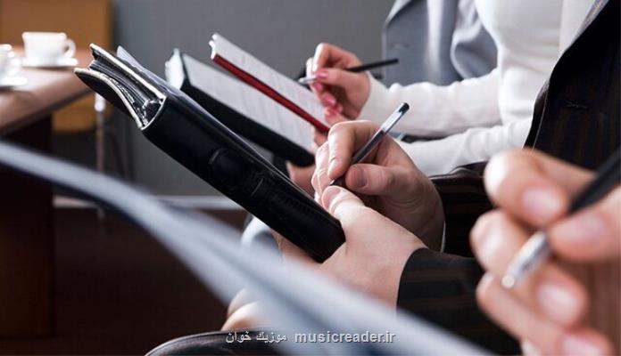 تبریك مدیرعامل موسسه هنرمندان پیشكسوت و مدیركل دفتر هنرهای تجسمی به خبرنگاران